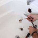 comment déboucher baignoire